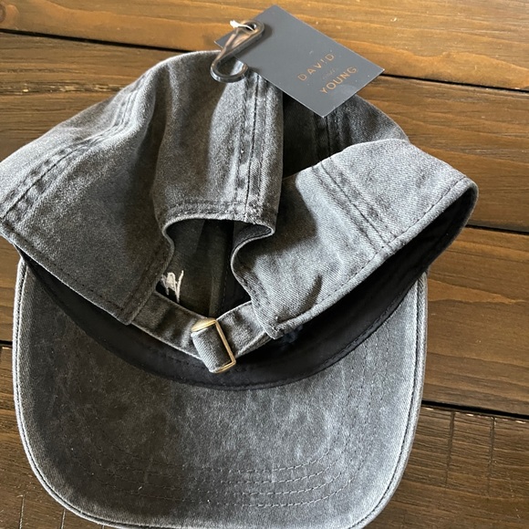 Mama Bear baseball cap - NWT - Picture 2 of 2